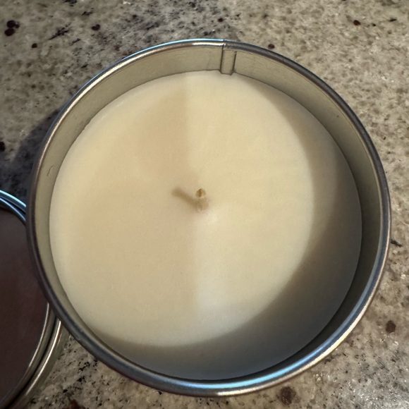 Beautiful Rose & Vanilla Scented candle from John Lewis UK. - Picture 3 of 3